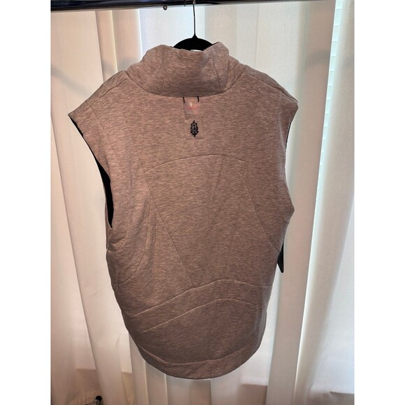 NWT Free People Movement Reversible Slalom Vest Size Small - Picture 9 of 9